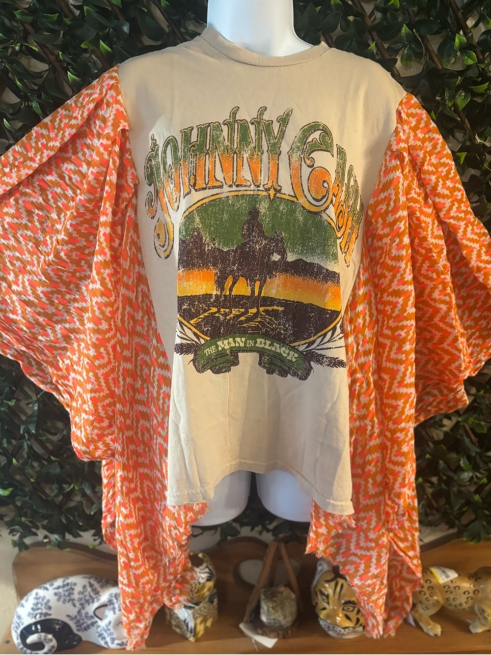 UPCYCLED one of a kind, JOHNNY CASH Music Poncho T Shirt